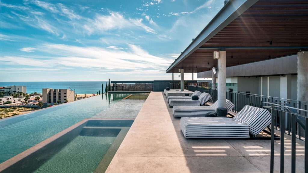 San Jose del Cabo Sjd D/Town:General This condominium is a unique investment opportunity. It offers a new and exclusive multi-use condominium design. It features a spacious one bedroom a perfect closet for your comfort, lovely dinning room and a fully equipped kitchen, and a laundry room. From the rooftop and pool, you can admire extraordinary panoramic – 137 Paseo Malecon, San Jose del Cabo, BS