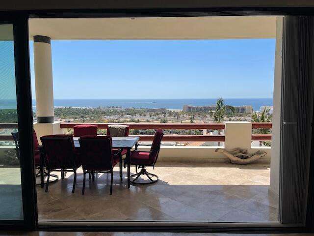 San Jose del Cabo Hideaways Welcome to Hideaways San José del Cabo, an exclusive new development offering luxury condos with unobstructed 180° ocean and city for sale