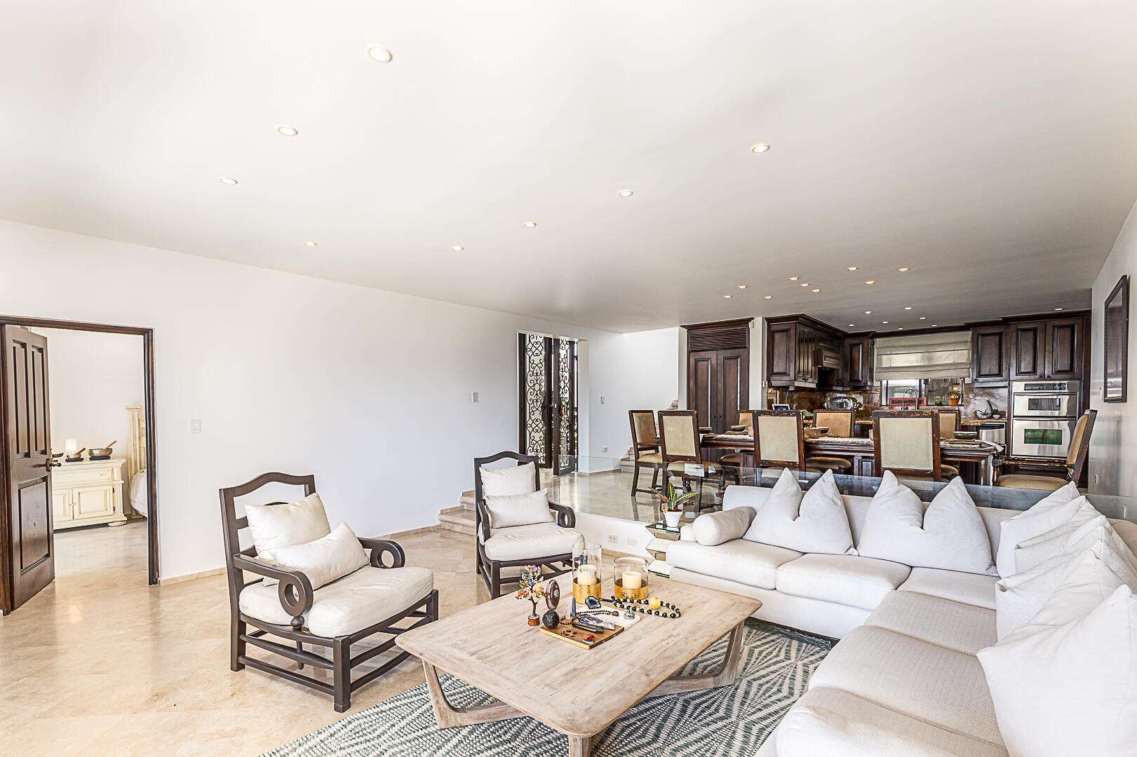 San Jose del Cabo Pueblo Campestre Fabulous floor plan and an amazing opportunity to own in Club Campestre.3 bedrooms 2 master bedrooms and one guest room. 3 full baths with great for sale