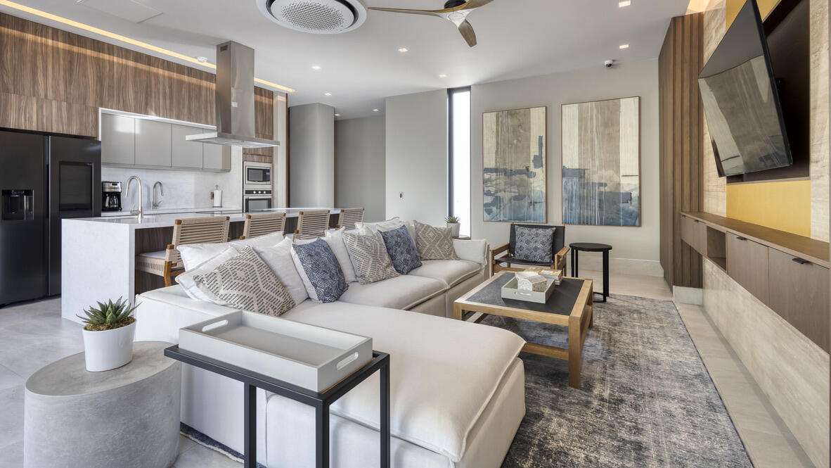 San Jose del Cabo Alegranza This penthouse unit with its beautiful rooftop lounging area has spectacular ocean and estuary for sale
