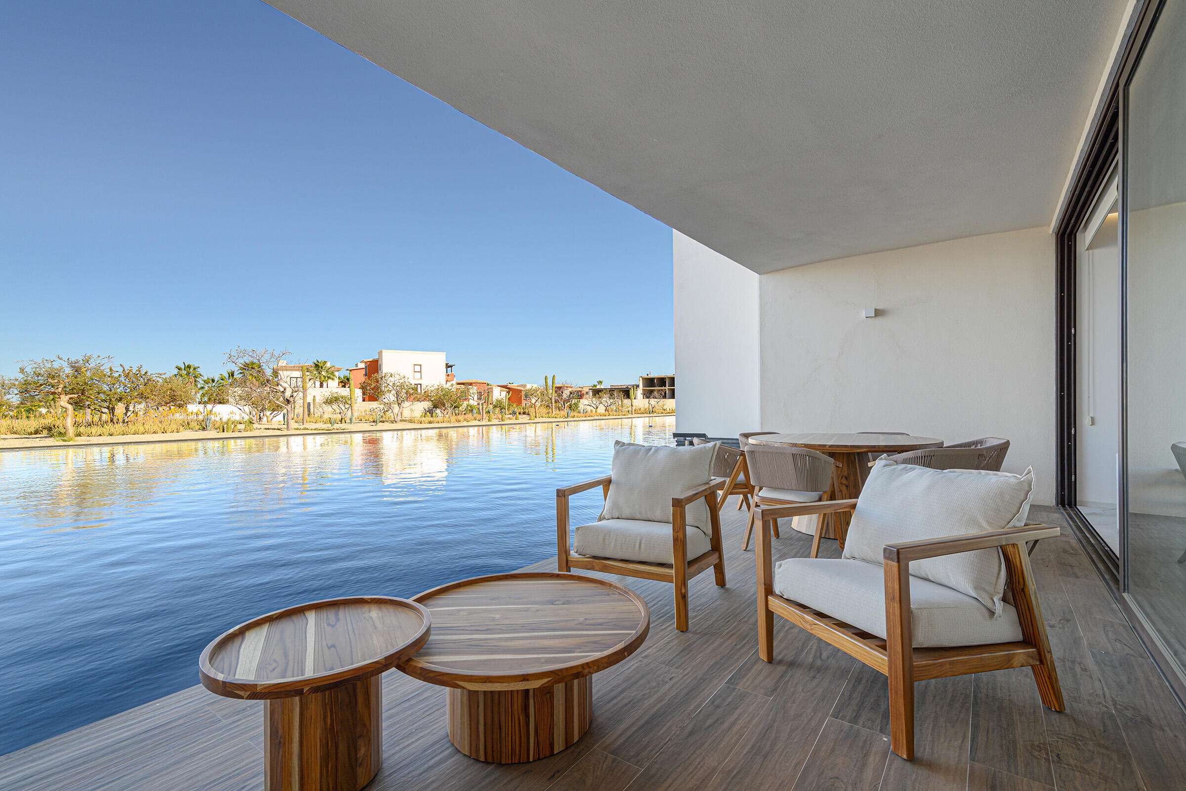 San Jose del Cabo Alegranza A refined contemporary residence in Alegranza, boasting breathtaking ocean for sale
