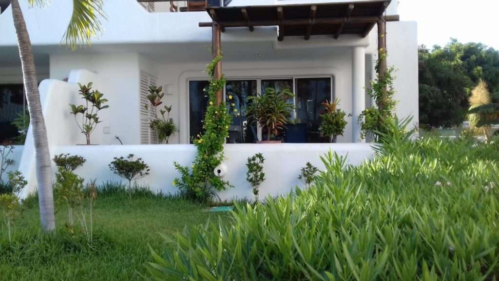 San Jose del Cabo Sjd D/Town:General The suite if full furnished.Great rental income.MOTIVATED – Paseo de Los Cabos, San Jose del Cabo, BS