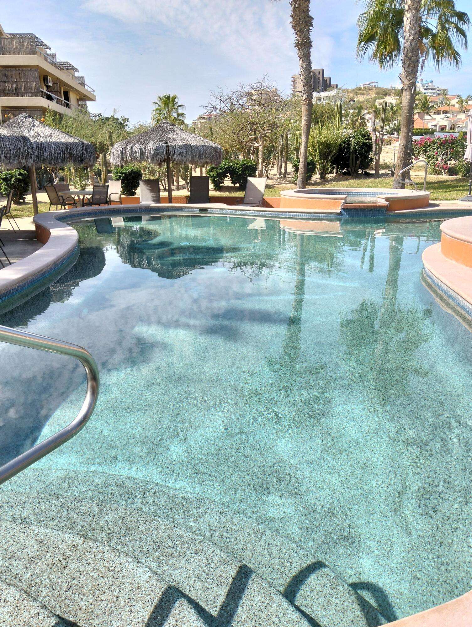 San Jose del Cabo Sjd D/Town:General The suite if full furnished.Great rental income.MOTIVATED for sale