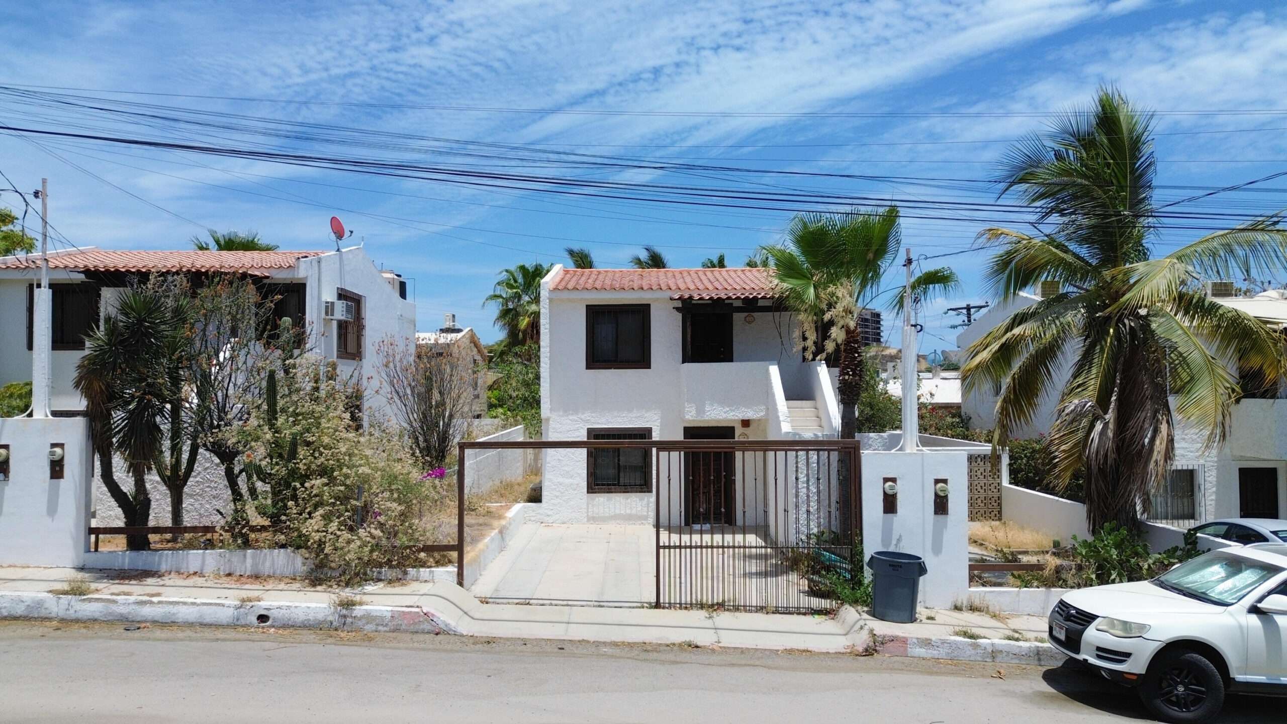 San Jose del Cabo El Tule-Inland:General Great opportunity!! Beautiful turnkey home ideal for a couple or small family.Originally designed as a 3-bedroom home, the downstairs bedroom was opened up to create a TV room/family room. However, it can easily be closed off again and converted back into a third bedroom if desired.The home also offers space to build a third bathroom and a walk-in closet for the primary bedroom, adding even more comfort and value to the property.Enjoy a cozy front yard, perfect for children to play or for relaxing outdoors in the sunshine. The community also features a common area with a swimming pool, bathrooms, and BBQ area.Located in a secure gated community with 24/7 security, this home offers an excellent location between Cabo San Lucas and San José del Cabo, just minutes from Chilen for sale