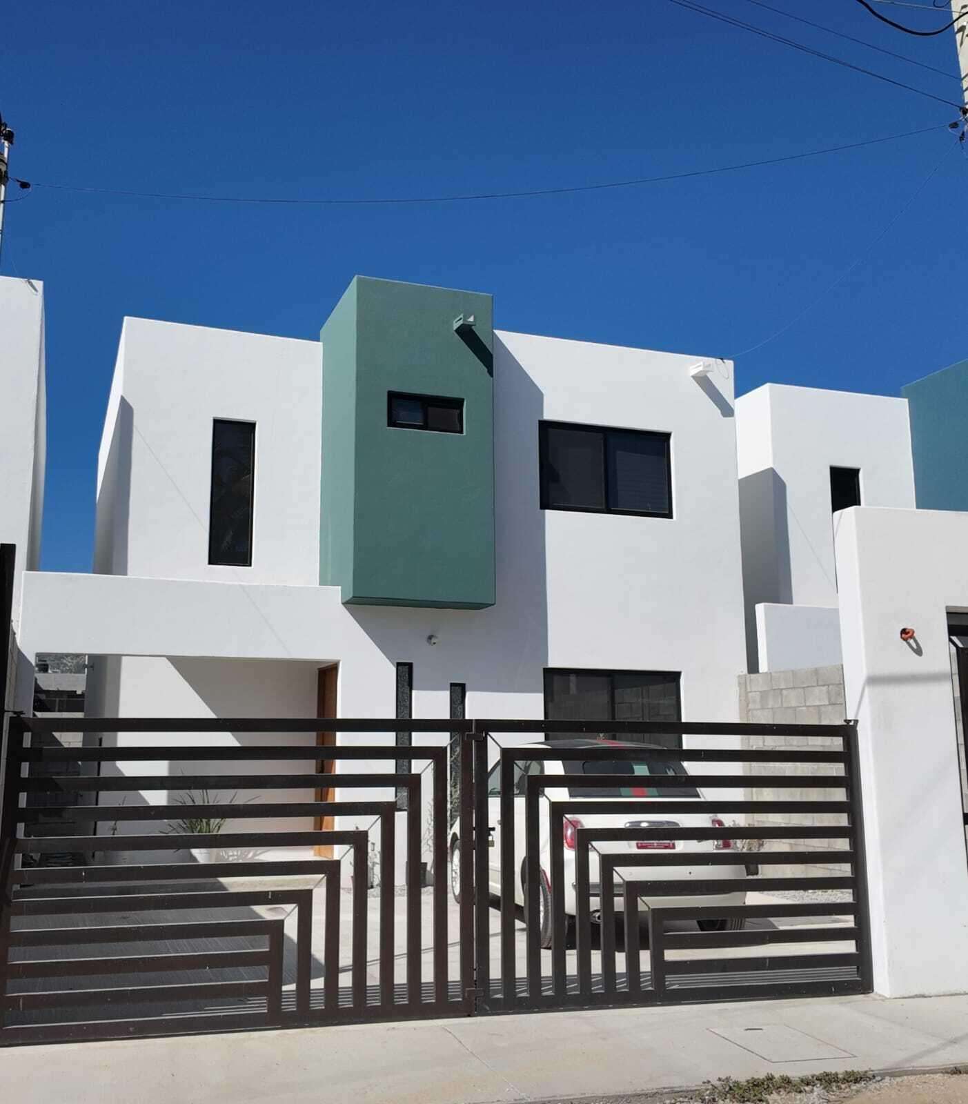 San Jose del Cabo Ampliacion El Zacata EN VENTA CASA DE ENMEDIO, Col. Zacatal San José de Cabo.Esta casa se encuentra en un estado impecable, prácticamente nueva. Cuenta con recamara master con baño. 2 recamaras con closet. Todas las recamaras con aire acondicionado y closet. Estancia de sala y comedor con aire acondicionado. Total 2.5 baños. Amplio patio. Cisterna de 5,000 litros y tinaco de 1,100 litros. Tanque de gas LP estacionario. Calentador. Equipo hidroneumático. Conexiones listas para cocina y lavadora. Ubicada cerca de Oxxo, Chedraui, Smart Fit. Tienda Ley y Starbucks, escuelas y restaurantes. Vías rápidas por boulevard Forjadores y a 3 minutos de carretera Transpeninsular. for sale