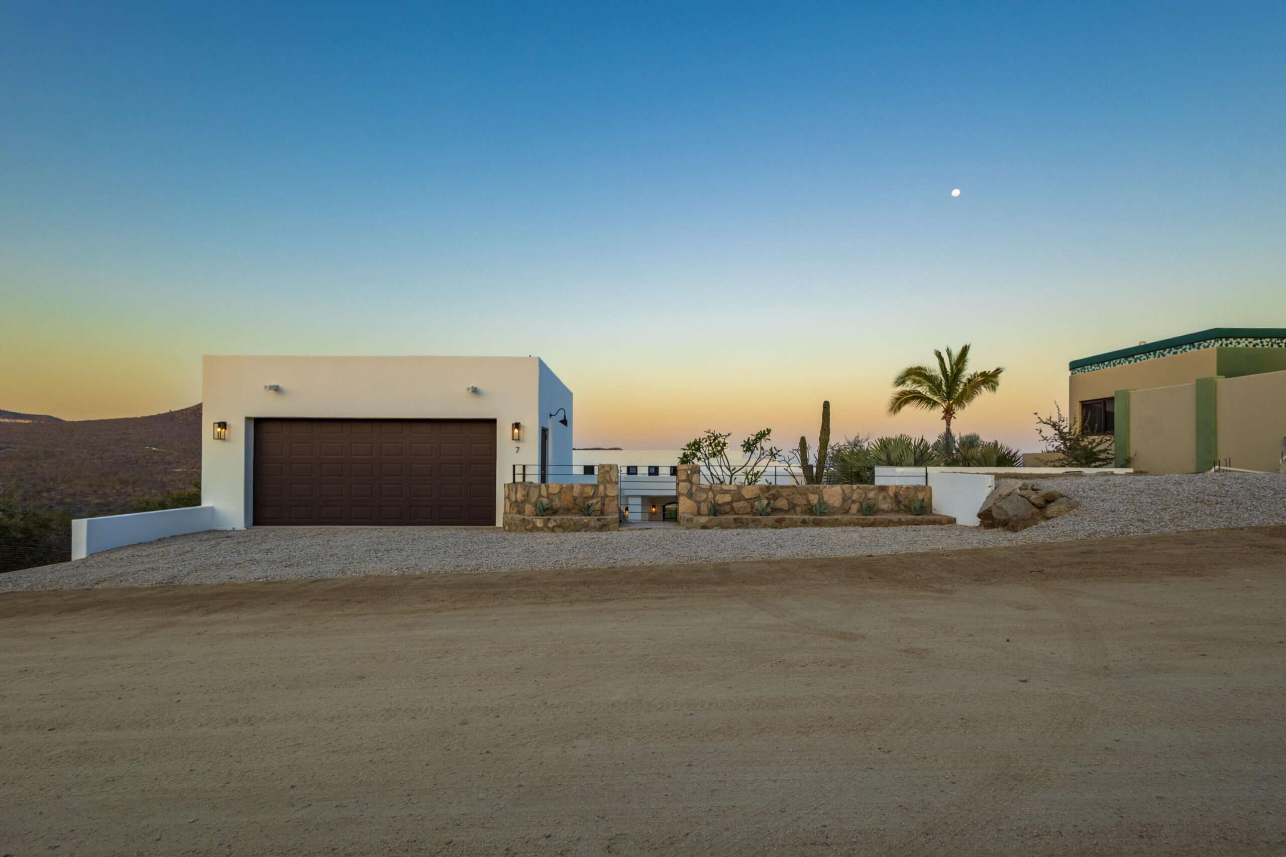 San Jose del Cabo Laguna Hills Casa Vista is a newly remodeled 4-bedroom, 5-bathroom retreat offering breathtaking panoramic for sale