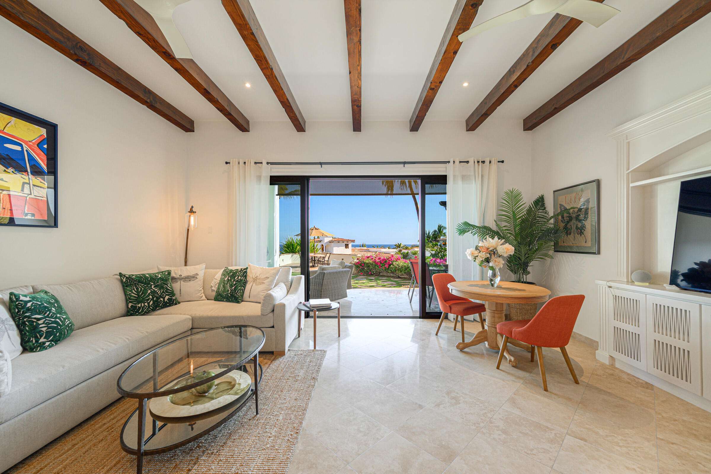 San Jose del Cabo El Encanto El Encanto B103 is nestled within a boutique beachfront community, offering stunning ocean for sale