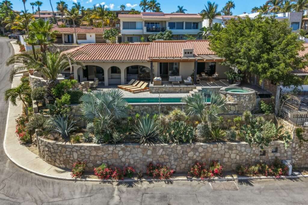San Jose del Cabo Residencial La Jolla Experience the best of Los Cabos in this turnkey, newly renovated home tucked inside the private, gated La Jolla community with 24-hour security. The expanded floorplan now offers four bedrooms and 4.5 baths, multiple lounge areas and vaulted ceilings that highlight the home's charming Mexican architectural details paired with contemporary finishes. Fully furnished with new furniture, appliances and décor, the property is move-in ready or rental-ready. Enjoy sweeping Sea of Cortez – 8 Paseo, La Jolla, San Jose del Cabo, BS